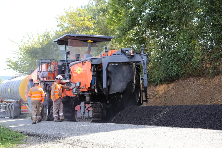 Hautes-Pyrénées : un chantier inédit pour recycler la chaussée de la RD 632